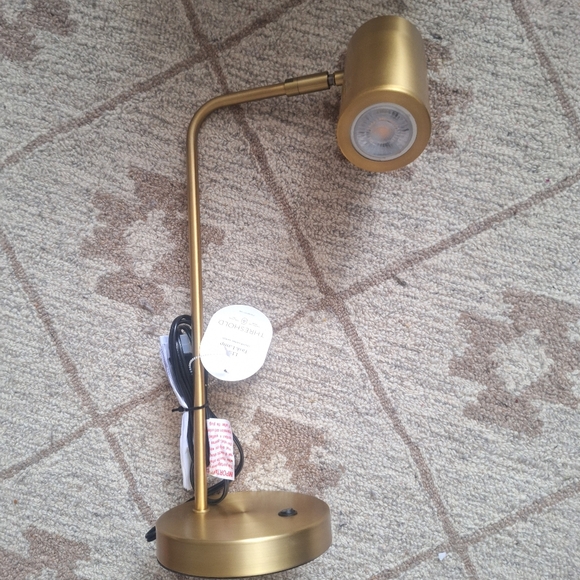 Threshold Led Task Lamp - Picture 4 of 10